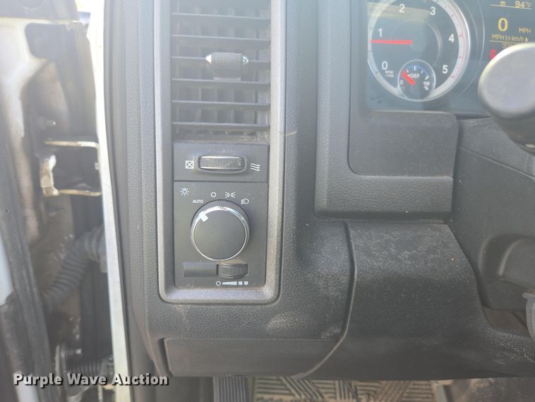 image for item FB9363 2015 Dodge Ram 4500 crane truck