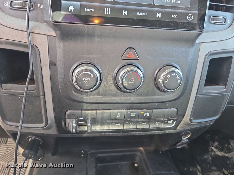 image for item FB9363 2015 Dodge Ram 4500 crane truck