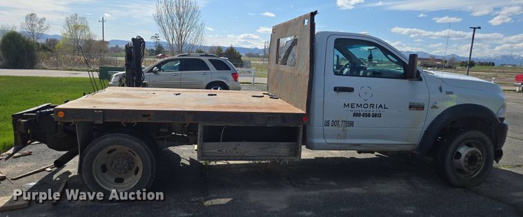 image for item FB9364 2012 Dodge Ram 4500 flatbed truck