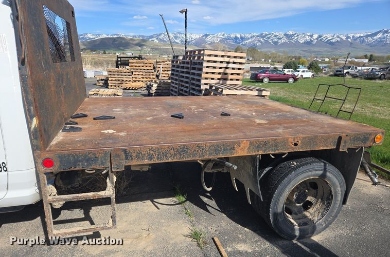 image for item FB9364 2012 Dodge Ram 4500 flatbed truck