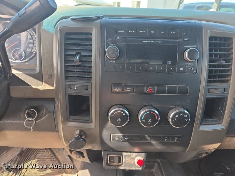 image for item FB9364 2012 Dodge Ram 4500 flatbed truck