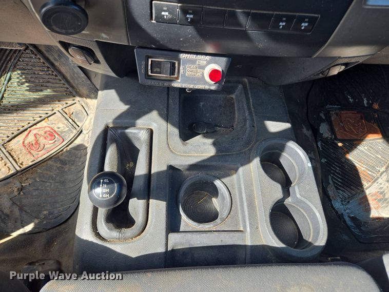 image for item FB9364 2012 Dodge Ram 4500 flatbed truck