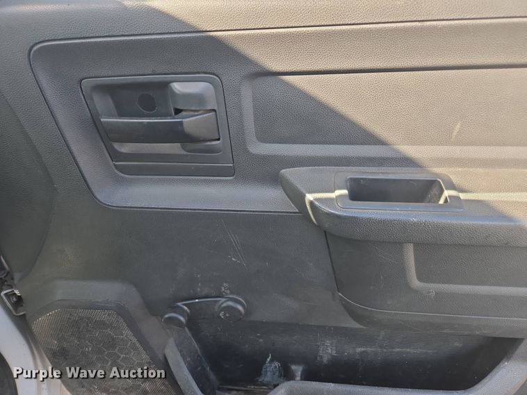 image for item FB9364 2012 Dodge Ram 4500 flatbed truck