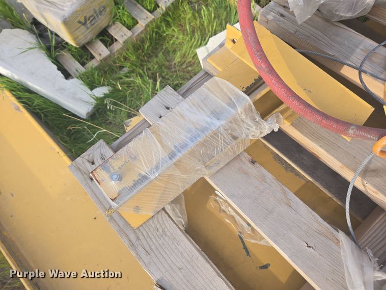 image for item FB9365 P&H Spectrum jib crane