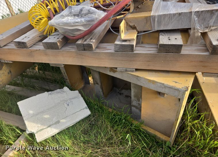 image for item FB9365 P&H Spectrum jib crane