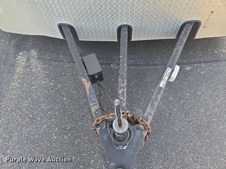 image for item FB9368 2005 Mirage Trailer enclosed cargo trailer