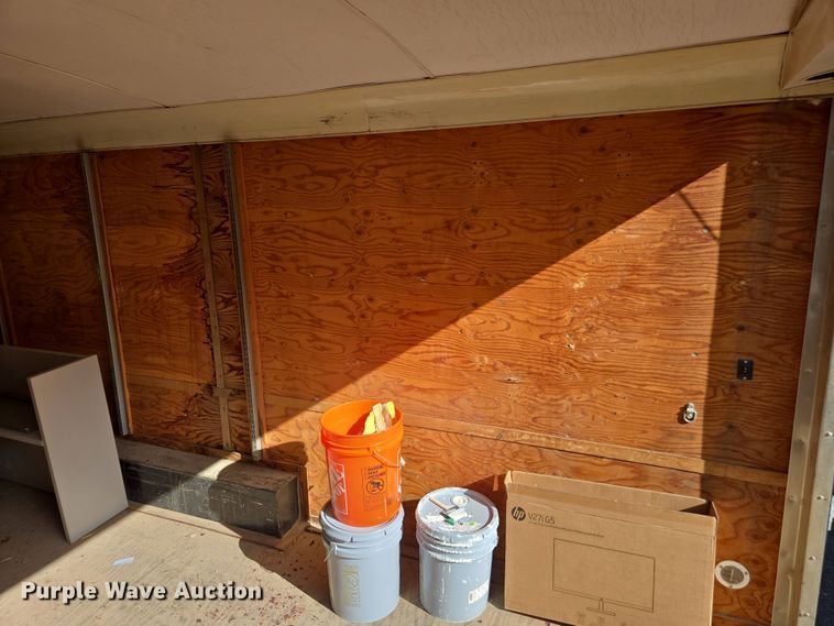 image for item FB9368 2005 Mirage Trailer enclosed cargo trailer