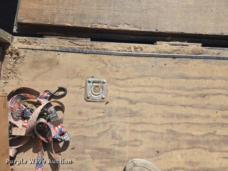 image for item FB9368 2005 Mirage Trailer enclosed cargo trailer