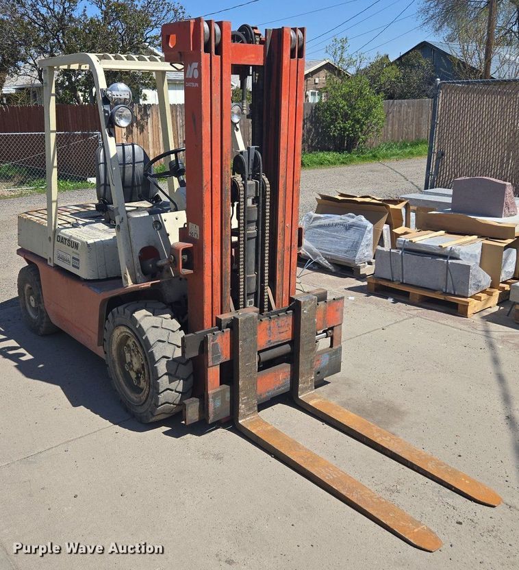 image for item FB9370 Datsun 6000 forklift