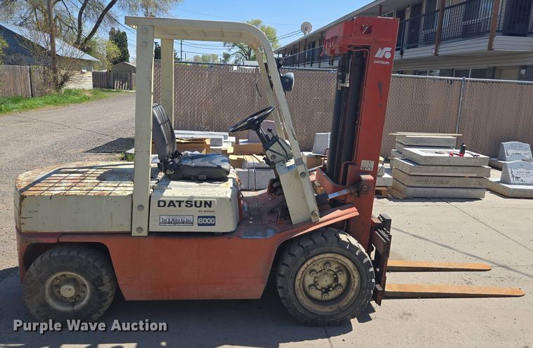 image for item FB9370 Datsun 6000 forklift