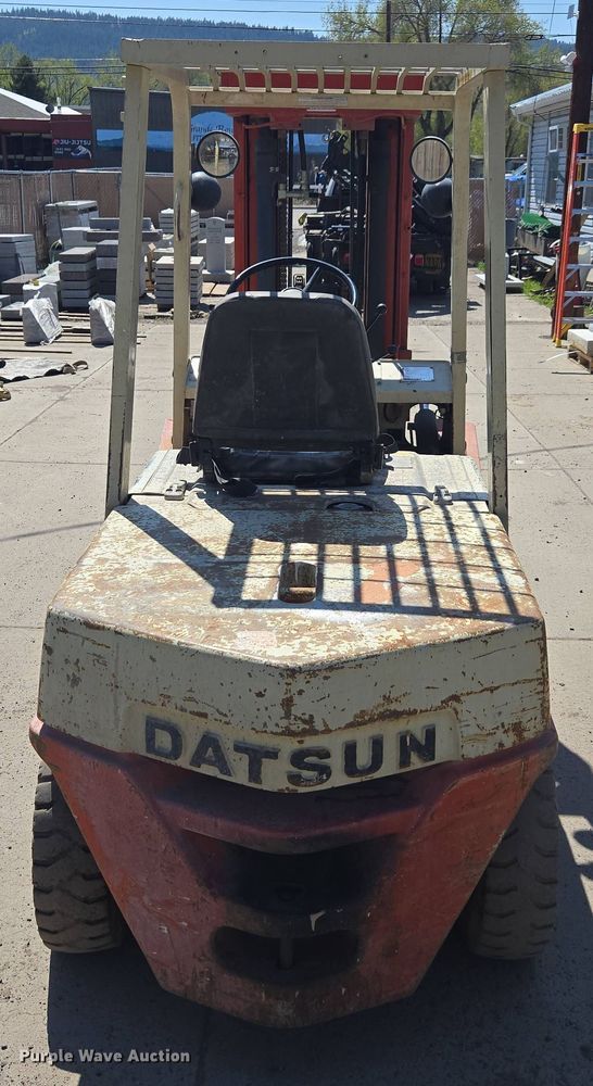 image for item FB9370 Datsun 6000 forklift