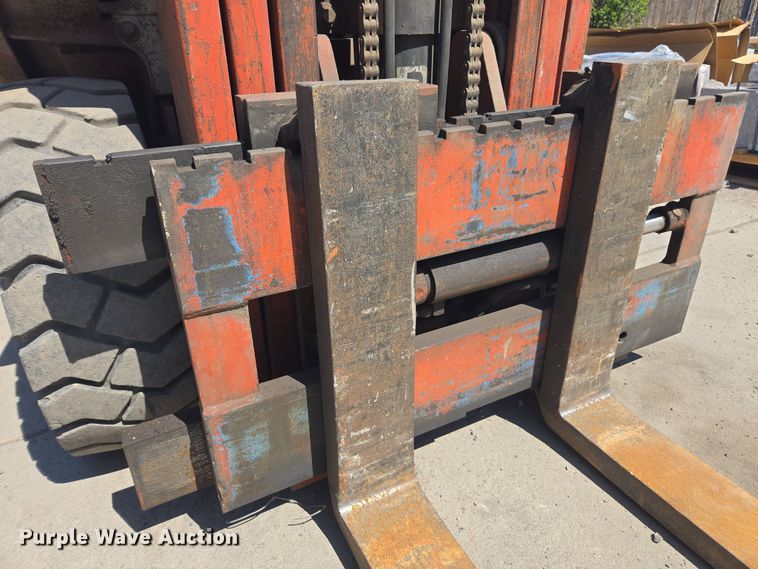 image for item FB9370 Datsun 6000 forklift