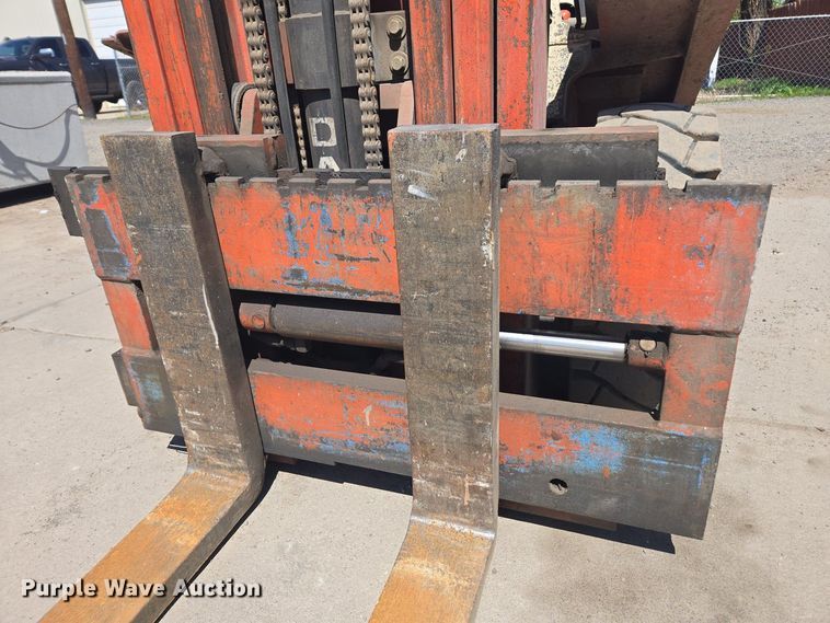 image for item FB9370 Datsun 6000 forklift