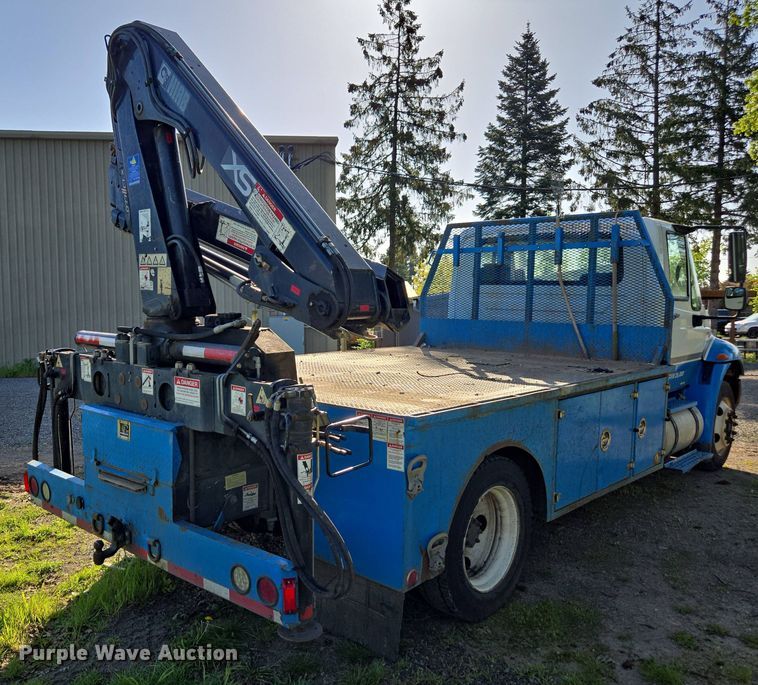 image for item FB9371 2009 International 4300 crane truck
