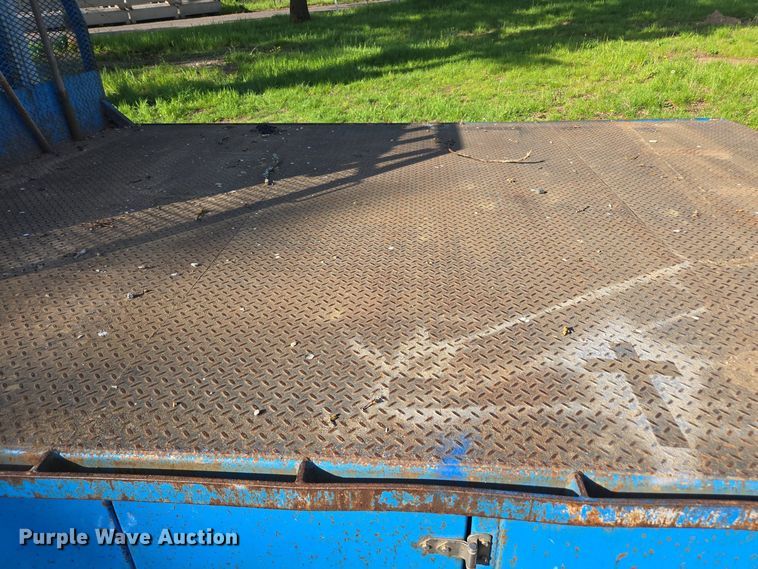 image for item FB9371 2009 International 4300 crane truck