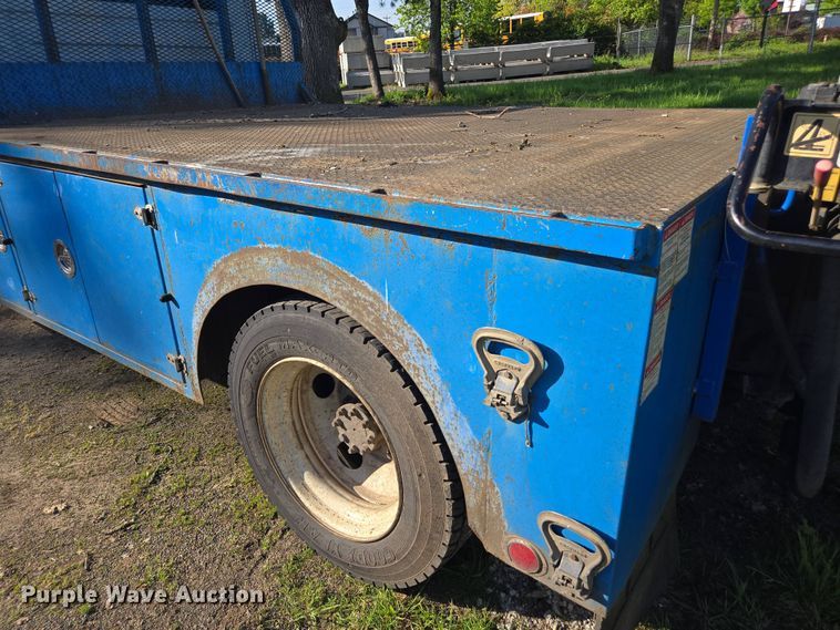 image for item FB9371 2009 International 4300 crane truck