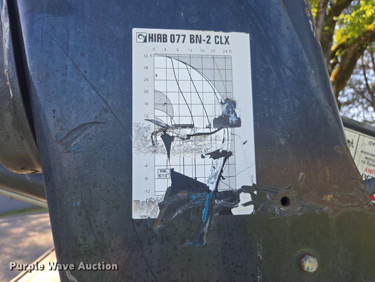 image for item FB9371 2009 International 4300 crane truck