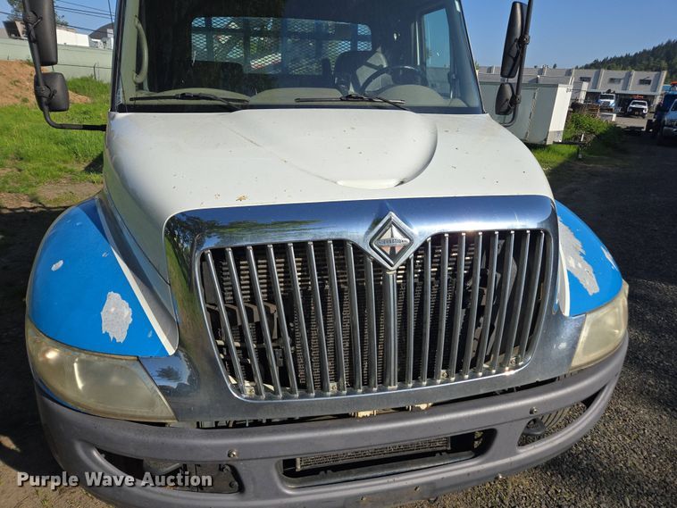 image for item FB9371 2009 International 4300 crane truck