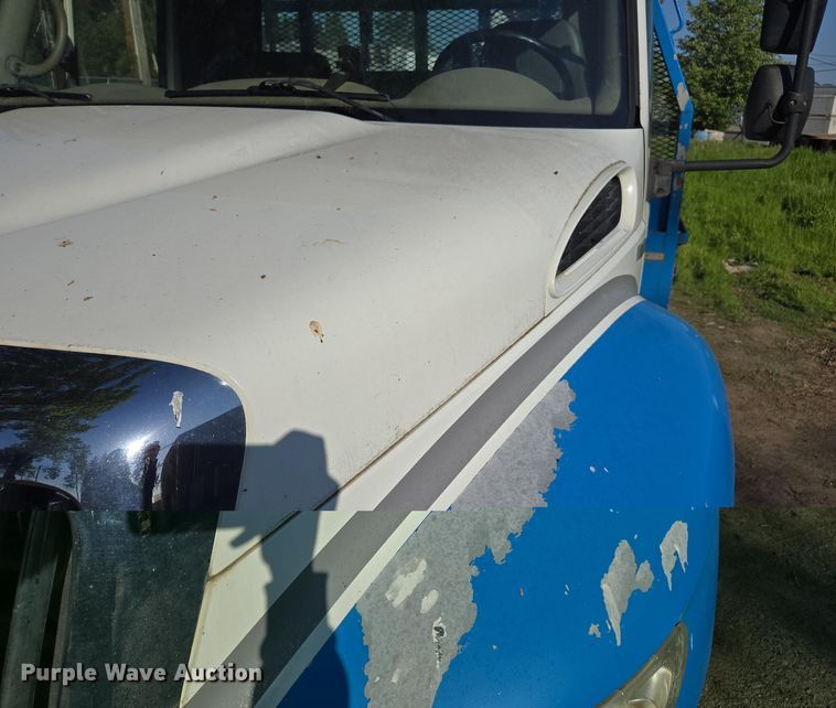 image for item FB9371 2009 International 4300 crane truck