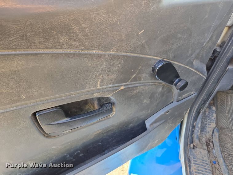 image for item FB9371 2009 International 4300 crane truck