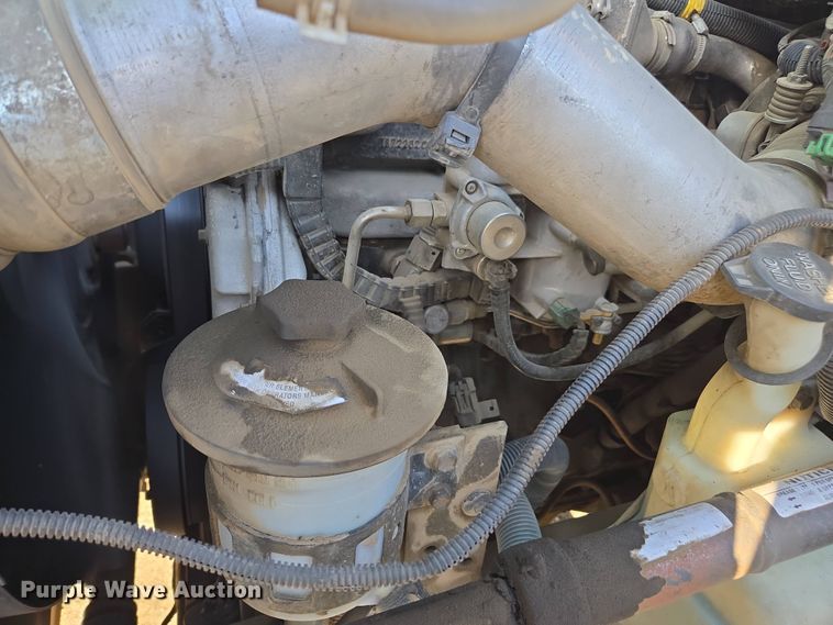 image for item FB9371 2009 International 4300 crane truck