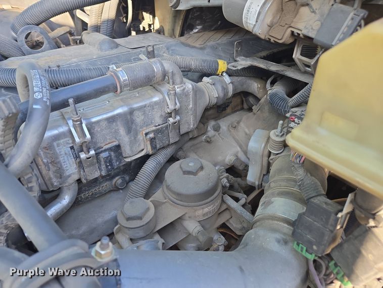 image for item FB9371 2009 International 4300 crane truck