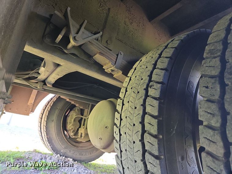 image for item FB9371 2009 International 4300 crane truck