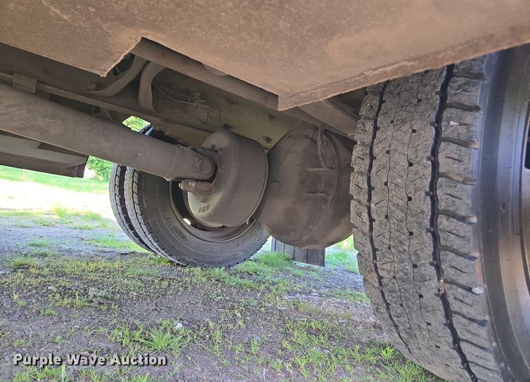 image for item FB9371 2009 International 4300 crane truck