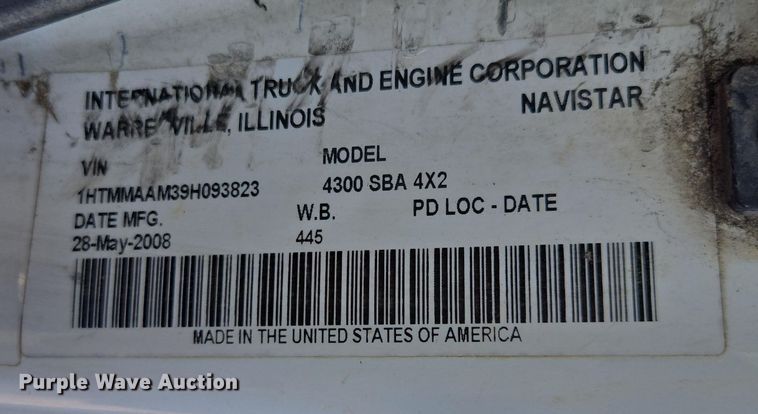 image for item FB9371 2009 International 4300 crane truck
