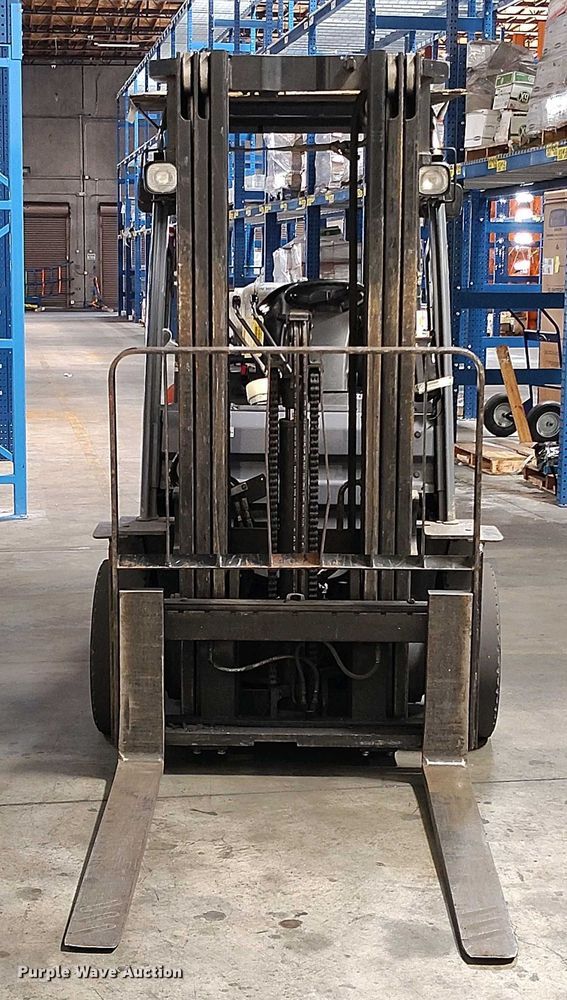 image for item IP9543 2015 Toyota 8FGU25 forklift