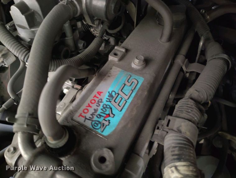 image for item IP9543 2015 Toyota 8FGU25 forklift