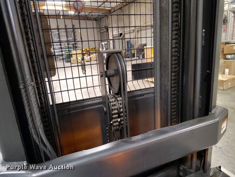 image for item IP9544 2015 Crown SP3520-30 order picker