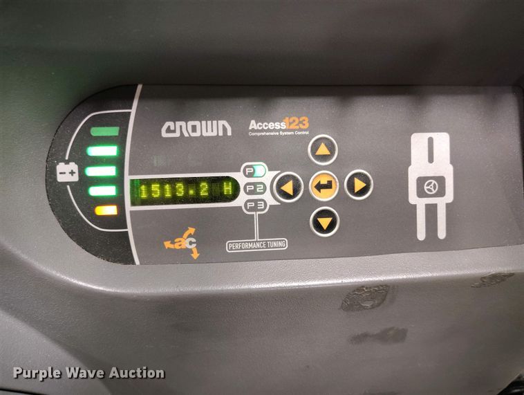 image for item IP9544 2015 Crown SP3520-30 order picker