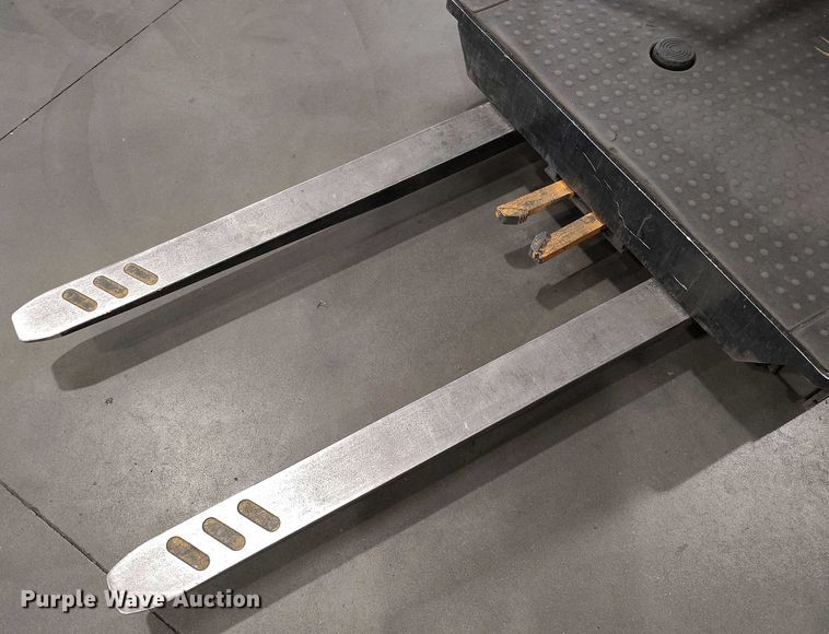 image for item IP9545 2015 Crown SP3520-30 order picker