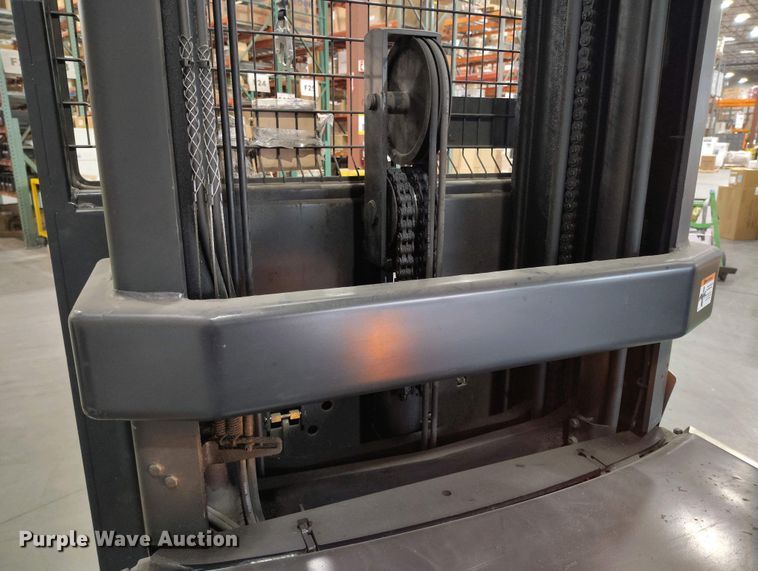 image for item IP9545 2015 Crown SP3520-30 order picker