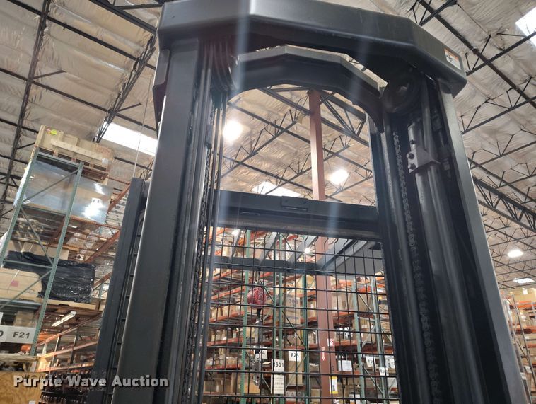 image for item IP9545 2015 Crown SP3520-30 order picker