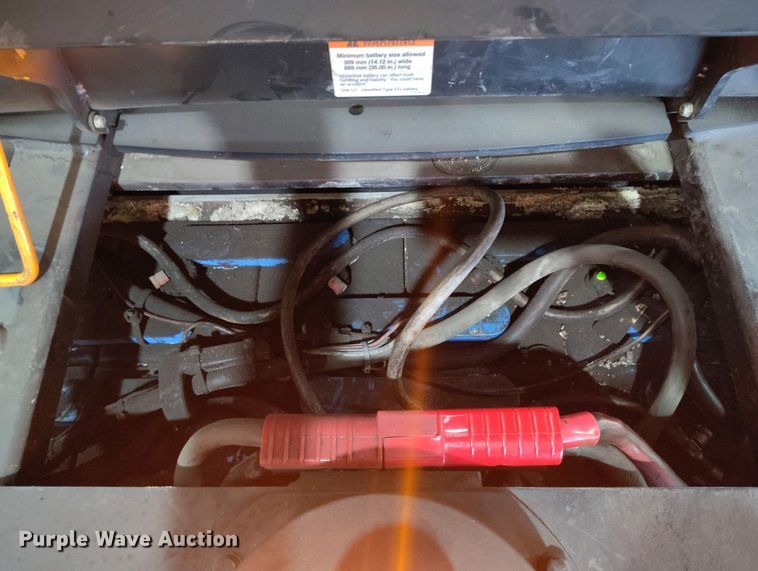 image for item IP9545 2015 Crown SP3520-30 order picker