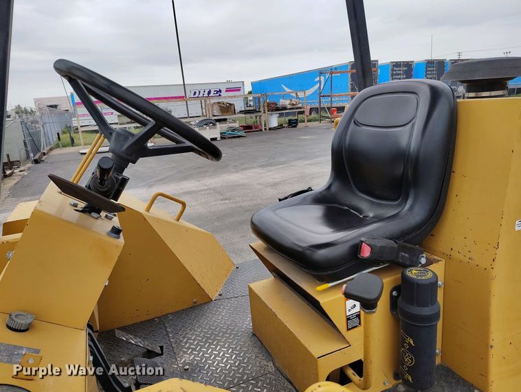 image for item IP9548 2015 Harlo HP8500 forklift