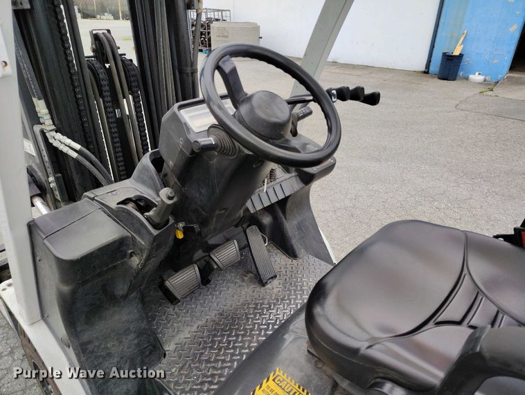 image for item IP9561 2015 UniCarriers PF50 forklift