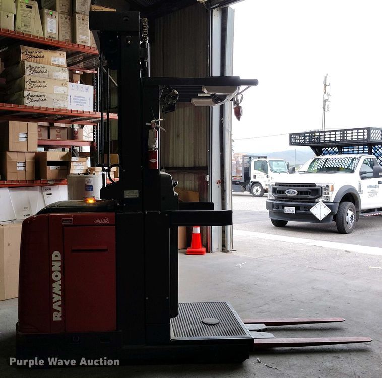 image for item IP9562 Raymond 540-OPC30TT order picker