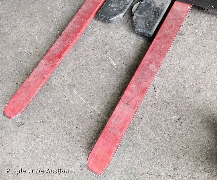 image for item IP9562 Raymond 540-OPC30TT order picker