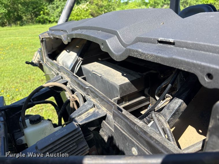 image for item ND9711 2011 Kawasaki Teryx 750 LE utility vehicle