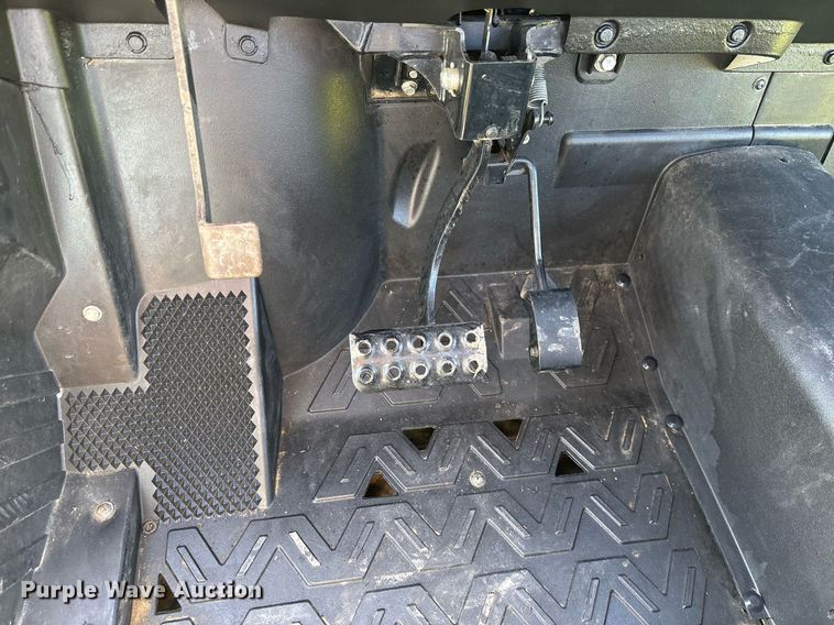 image for item ND9711 2011 Kawasaki Teryx 750 LE utility vehicle