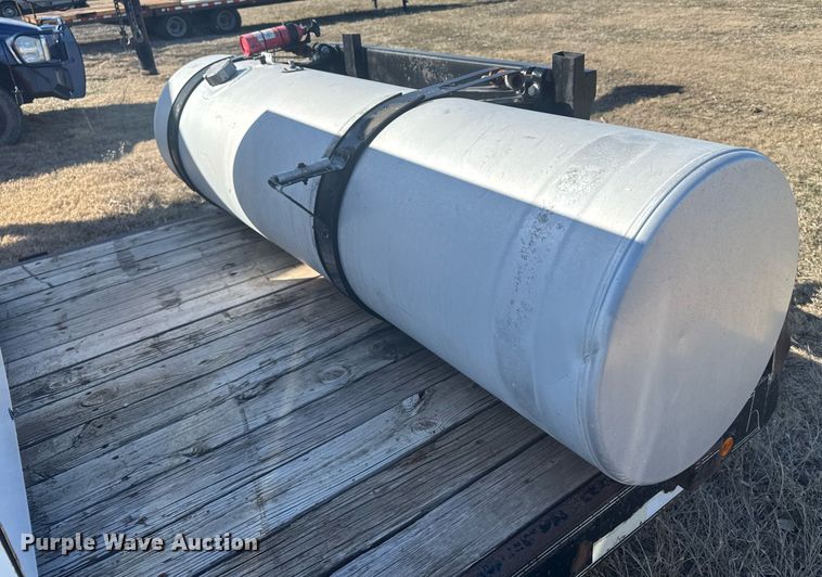 image for item NN9695 2021 Compressed Air Systems RS185 air compressor with 2003 Load Trail equipment trailer