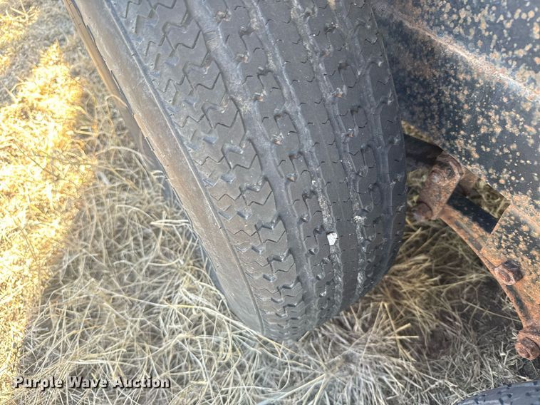 image for item NN9695 2021 Compressed Air Systems RS185 air compressor with 2003 Load Trail equipment trailer