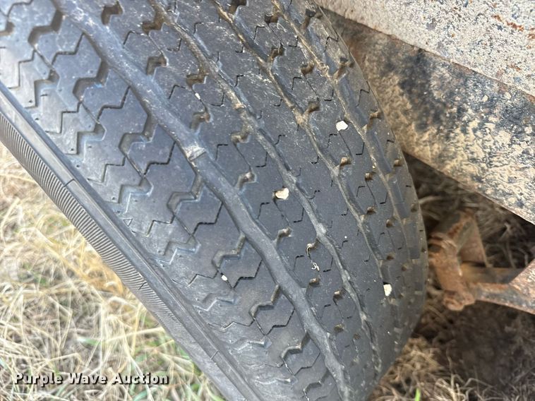 image for item NN9695 2021 Compressed Air Systems RS185 air compressor with 2003 Load Trail equipment trailer