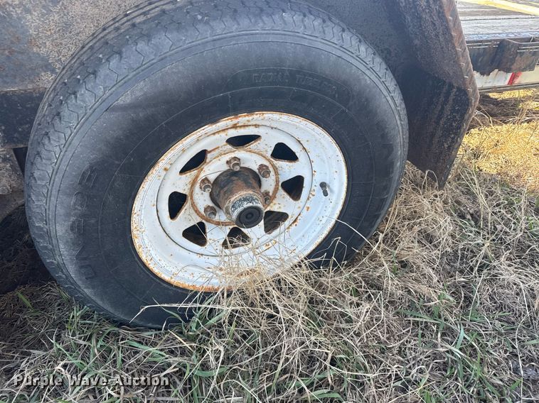 image for item NN9695 2021 Compressed Air Systems RS185 air compressor with 2003 Load Trail equipment trailer