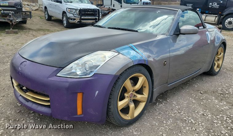 image for item NV9766 2007 Nissan 350Z convertible