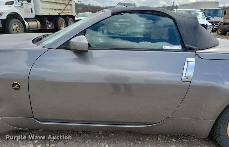 image for item NV9766 2007 Nissan 350Z convertible