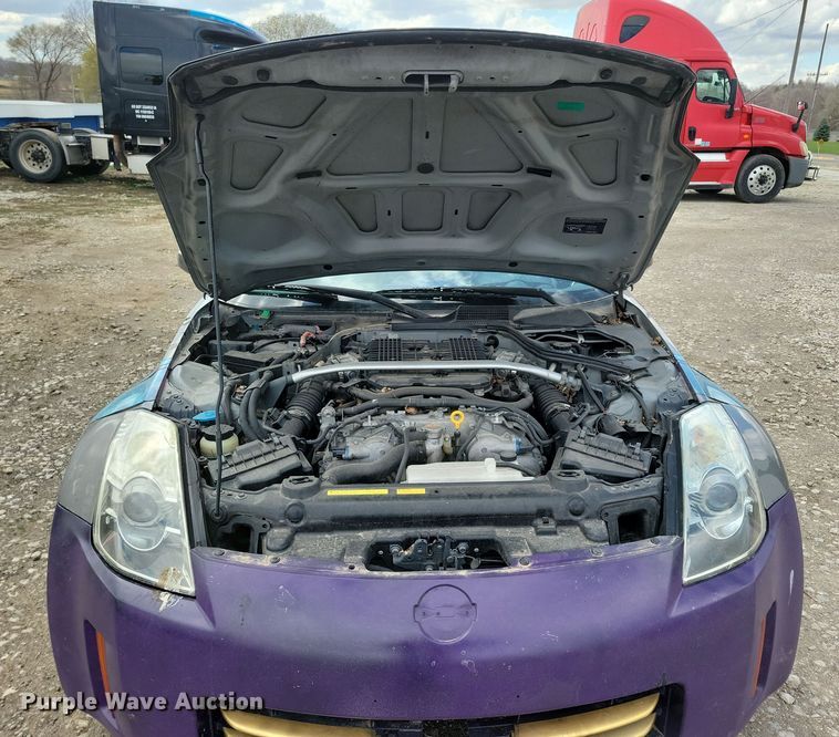 image for item NV9766 2007 Nissan 350Z convertible